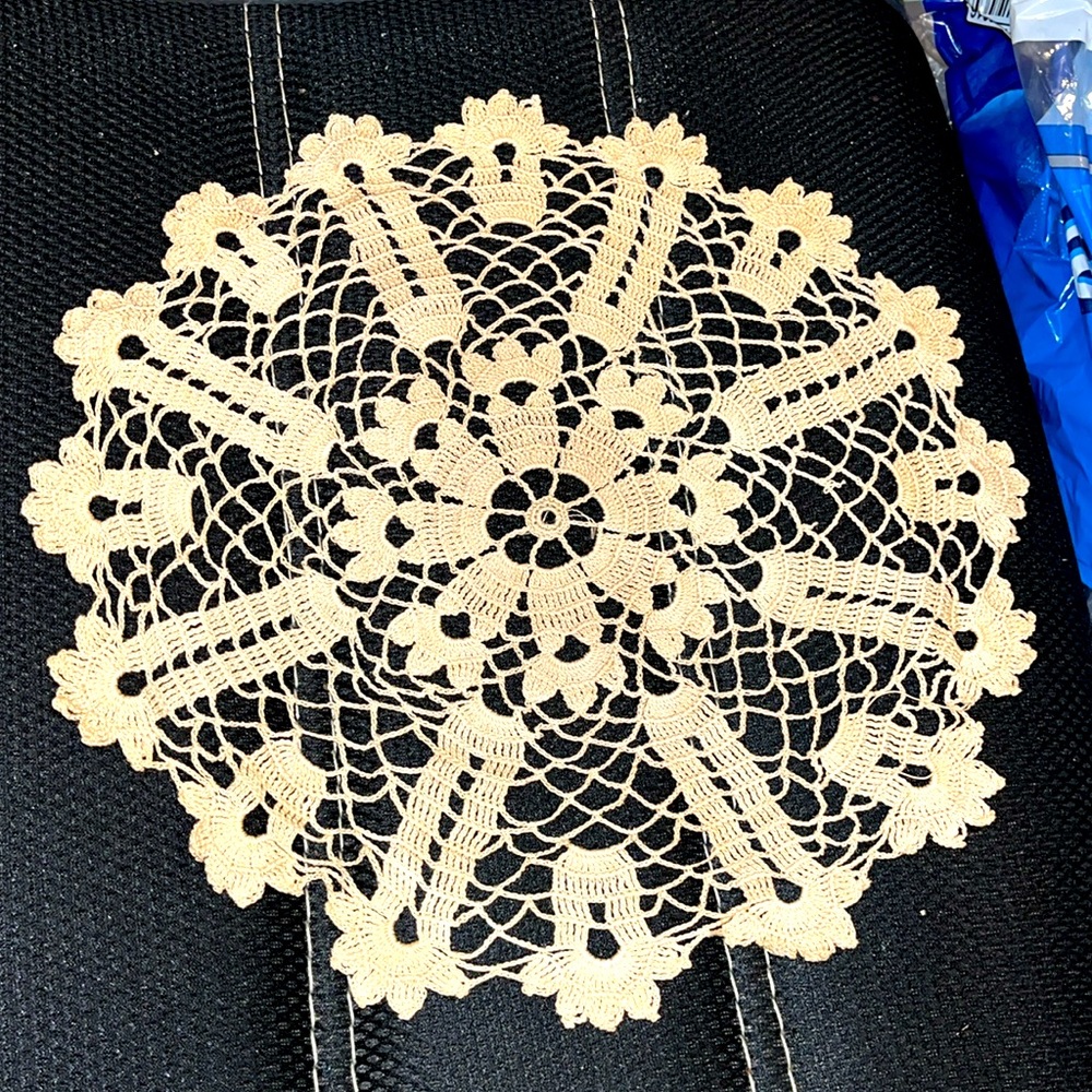 Vintage Handmade Crocheted Cotton Lace Doily 11” round scalloped open weave VGUC